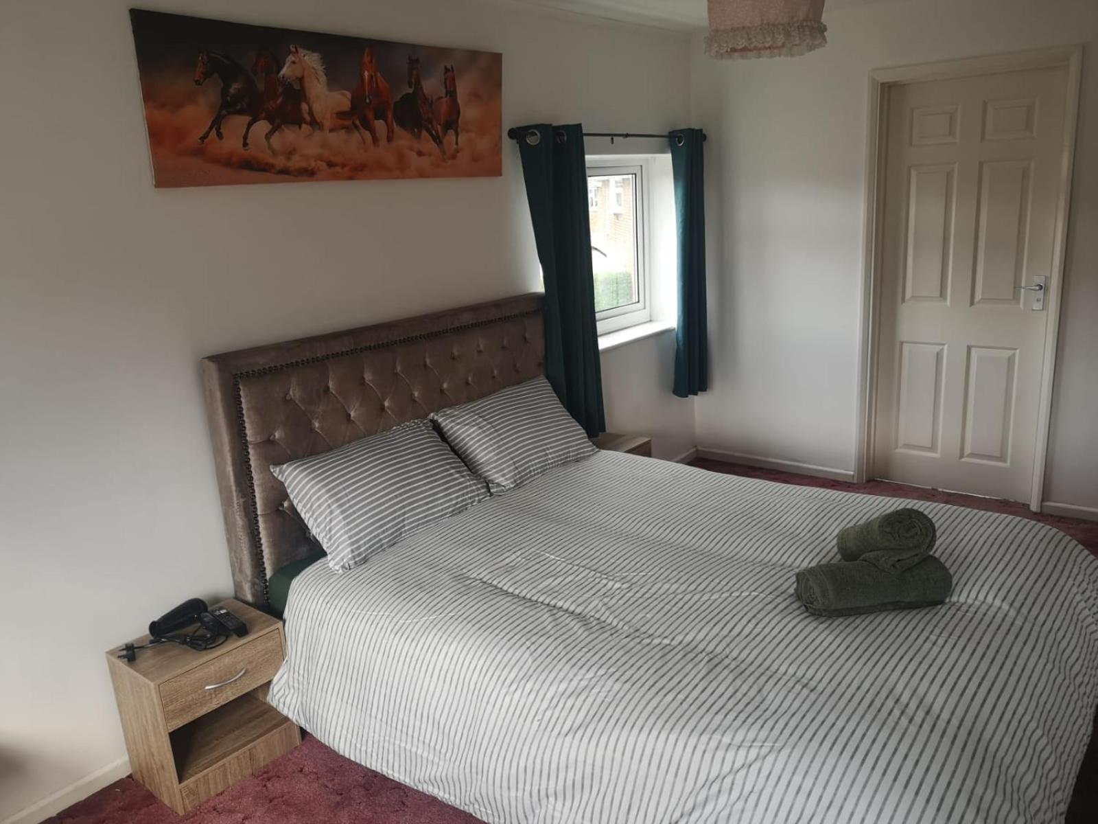 Mossbank House Luton Airport Ξενοδοχείο Εξωτερικό φωτογραφία